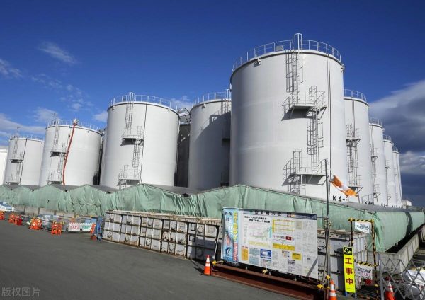 日本政府正式决定在2023年将福岛核污水排放入海